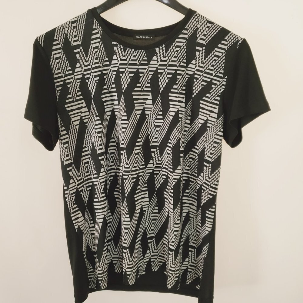 Crew Neck Black & White Short Sleeved Top Black Back & Sleeves Side Slits S M